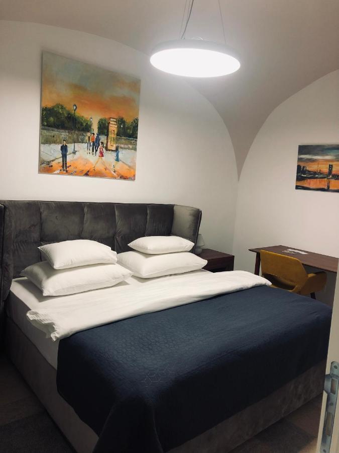 Apartman Boutique Tvrda Osijek Exteriör bild