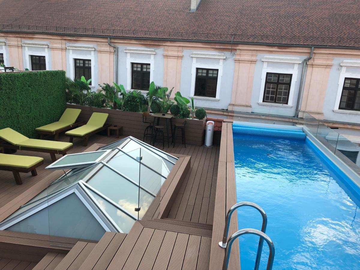 Apartman Boutique Tvrda Osijek Exteriör bild